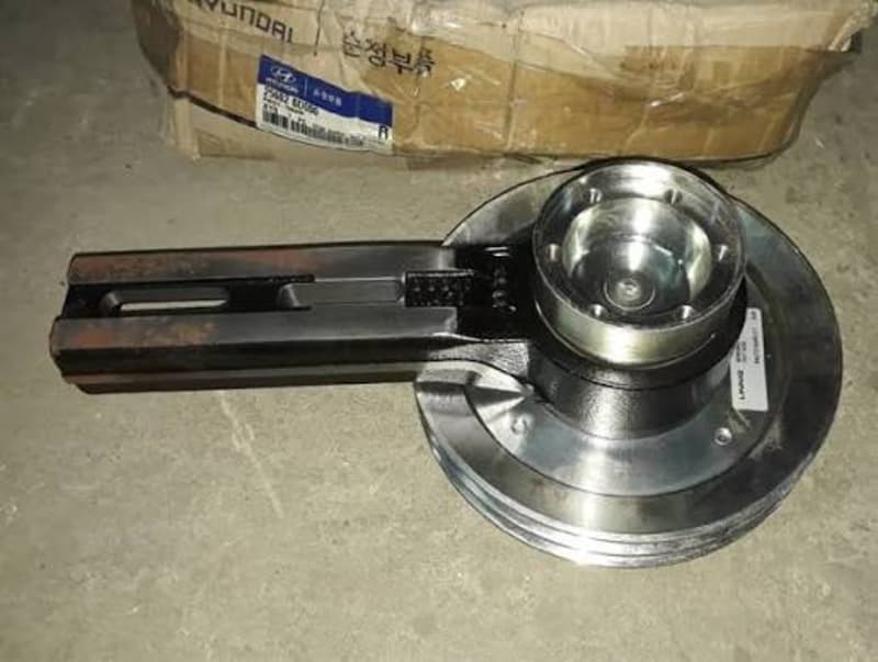 Hệ gối đỡ và bộ truyền curoa ngoài bảo vệ động cơ khỏi nhiệt, bụi bẩn.