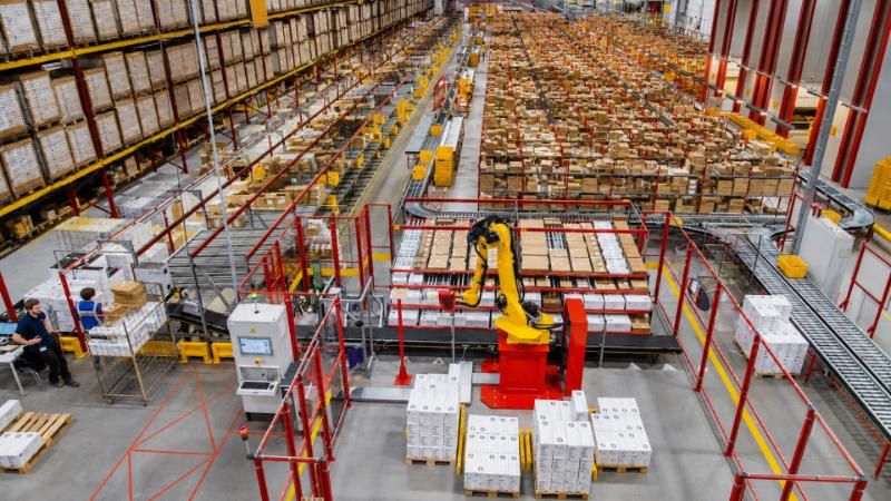Hệ thống làm mát công nghiệp: Giải pháp tối ưu cho mọi nhà xưởng 9 Hệ thống làm mát cho Logistics