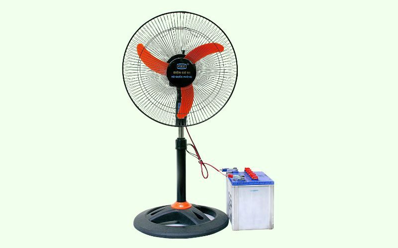 Quạt cây công nghiệp 12V