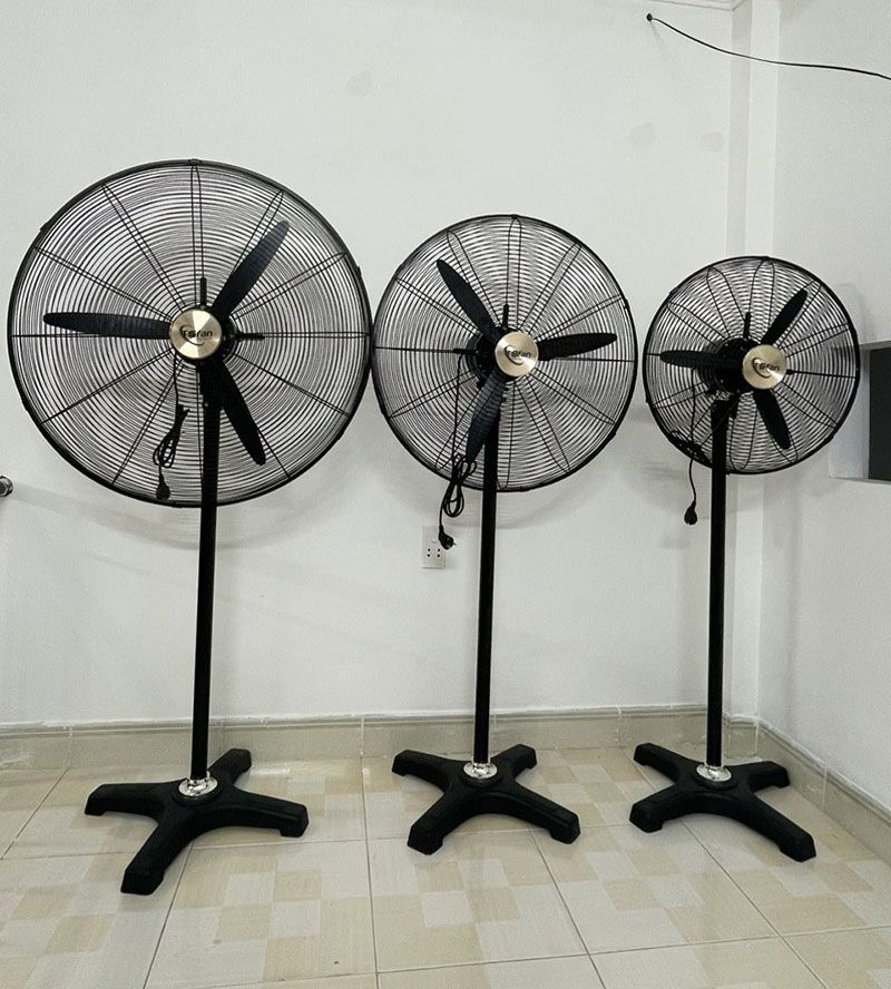 Công suất quạt đứng khoảng 120 – 250 W