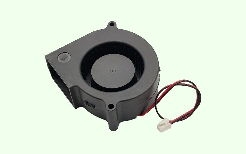quat-ly-tam-12v-7530