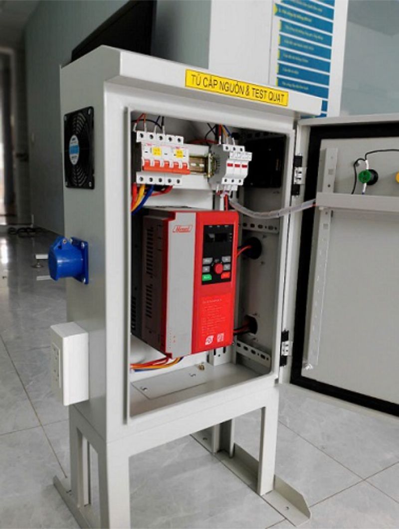 Bộ điều chỉnh tốc độ quạt là gì? Có những loại nào phổ biến? 5 Bộ điều khiển quạt công nghiệp – Biến tần