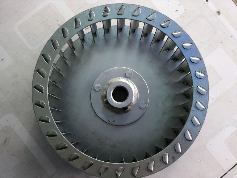 Cánh quạt ly tâm lồng sóc.