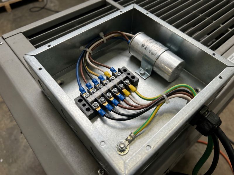 Sơ đồ đấu dây quạt hơi nước 6 dây và cách đo cuộn chính xác 5 Siết chặt đầu cos và kiểm tra tiếp địa an toàn trước khi đóng điện thử nghiệm quạt.