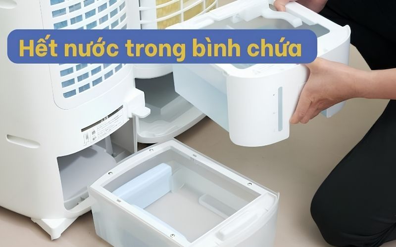 Bình chứa thiếu nước làm tấm làm mát bị khô