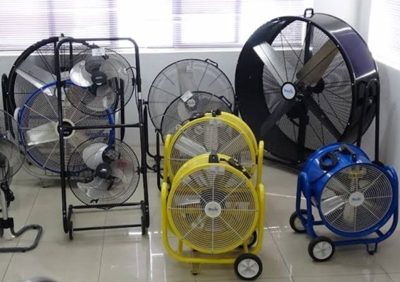Những dòng quạt công nghiệp thanh lý nào phù hợp với nhà xưởng